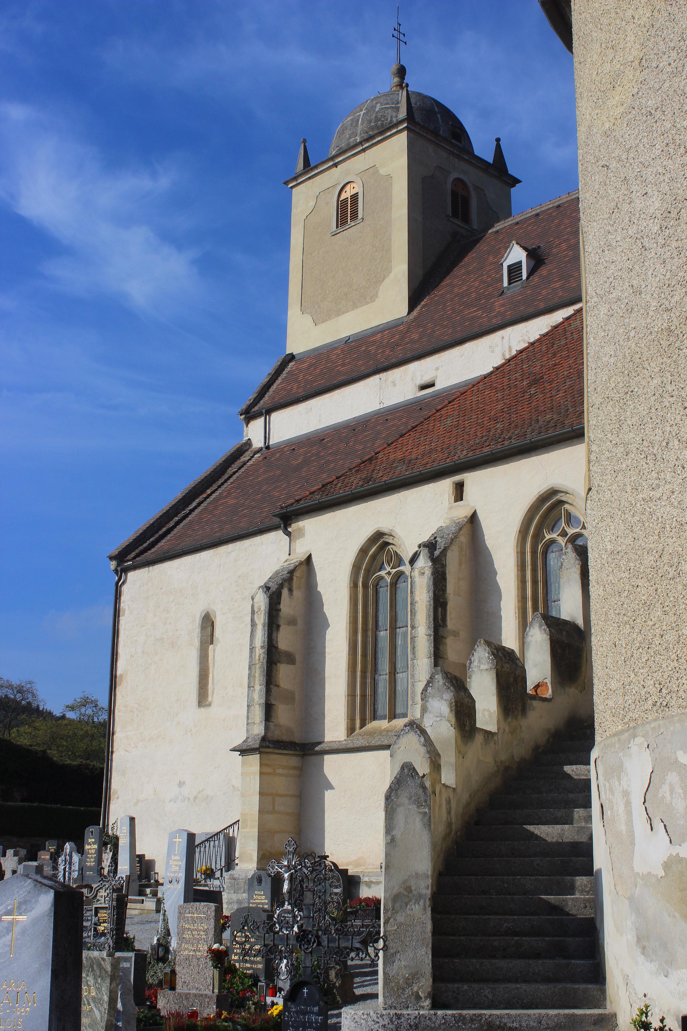 Ehemalige röm.-kath. Pfarrkirche hl. Gertrud