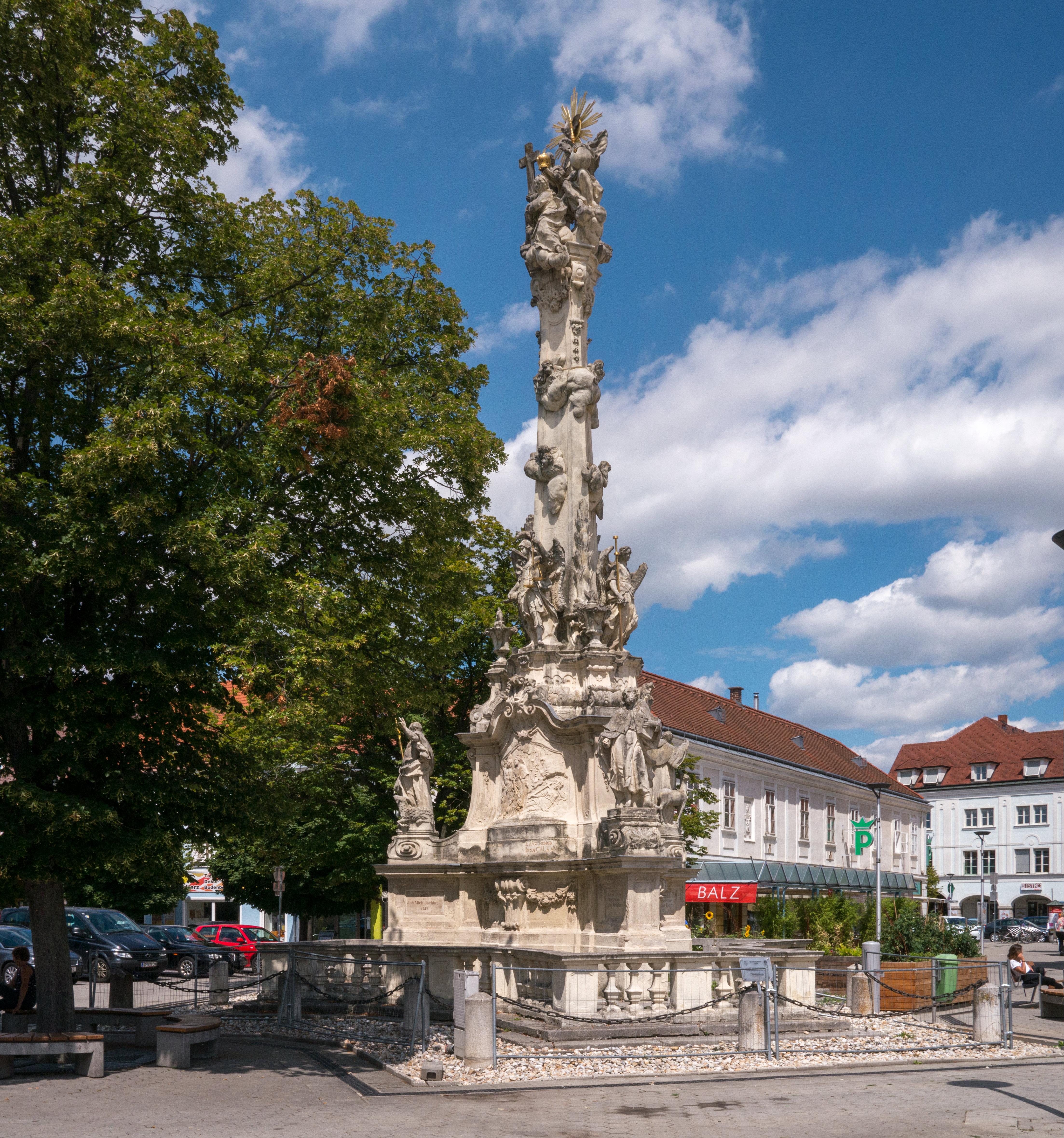 Pest-/Dreifaltigkeitssäule