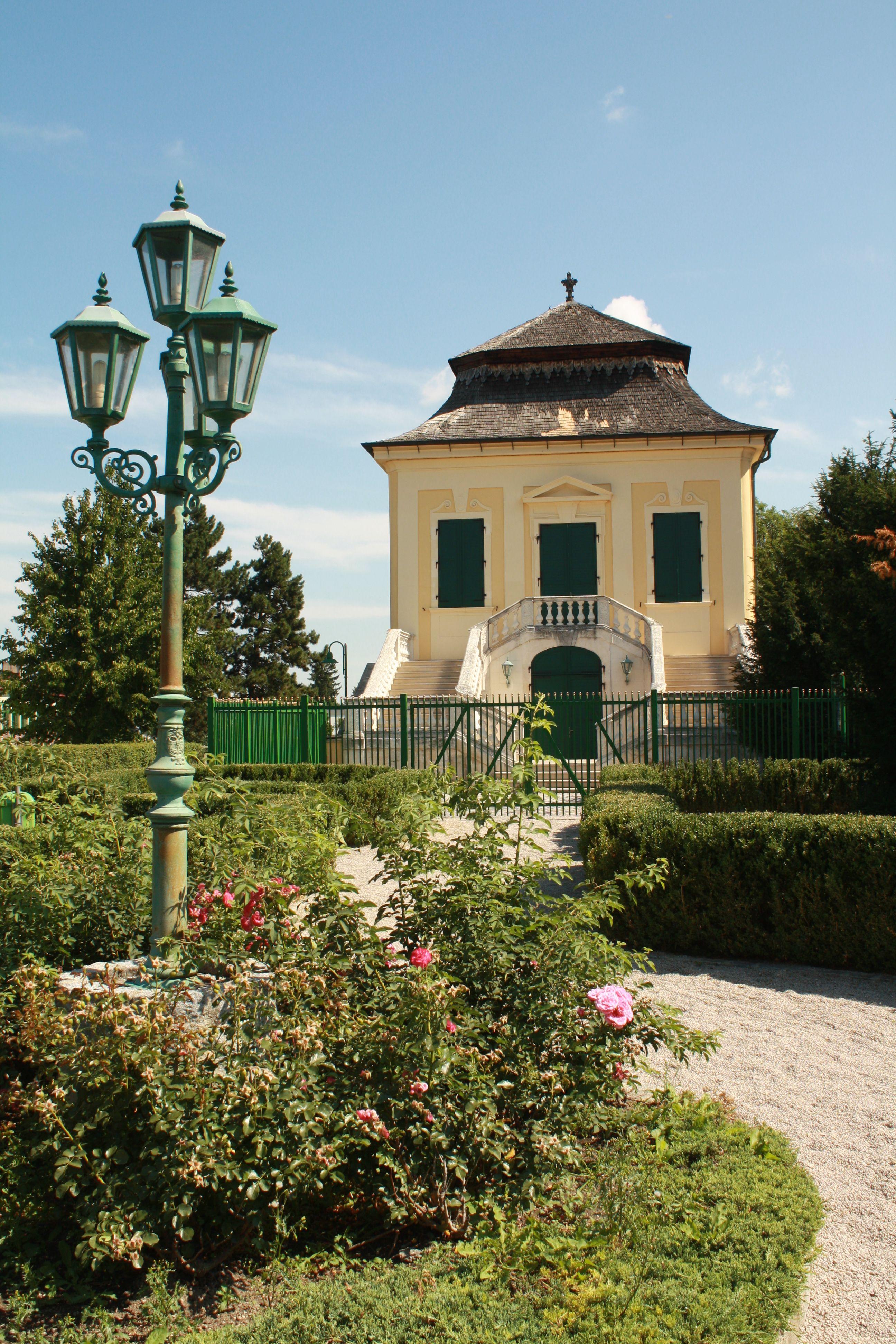 Gartenpavillon des ehem. Schlosses Guntramsdorf