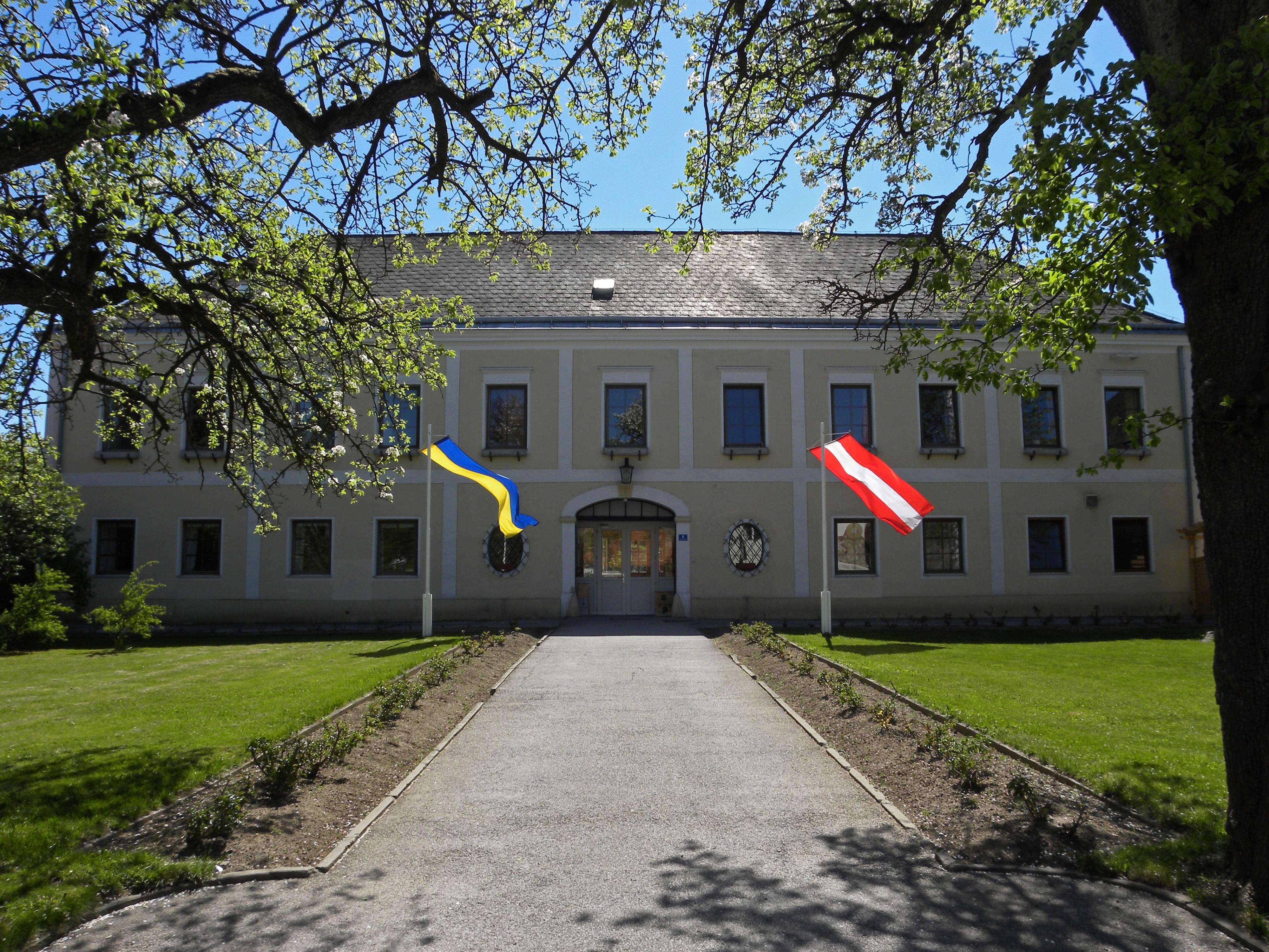 Ehem. Schloss